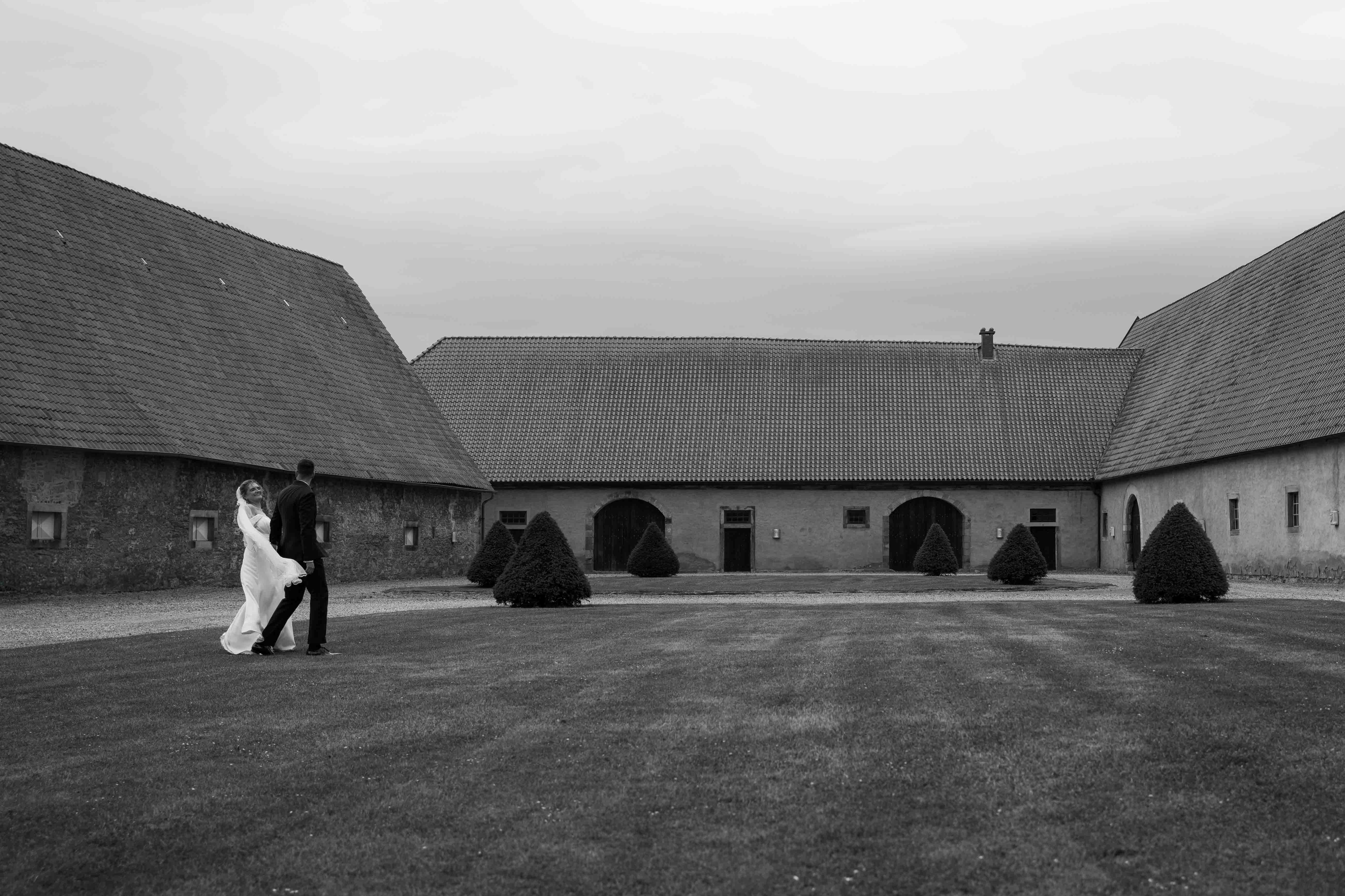 Hochzeitsfotograf Luise & Lorenz – Hochzeitsreportage in stimmungsvollem Licht